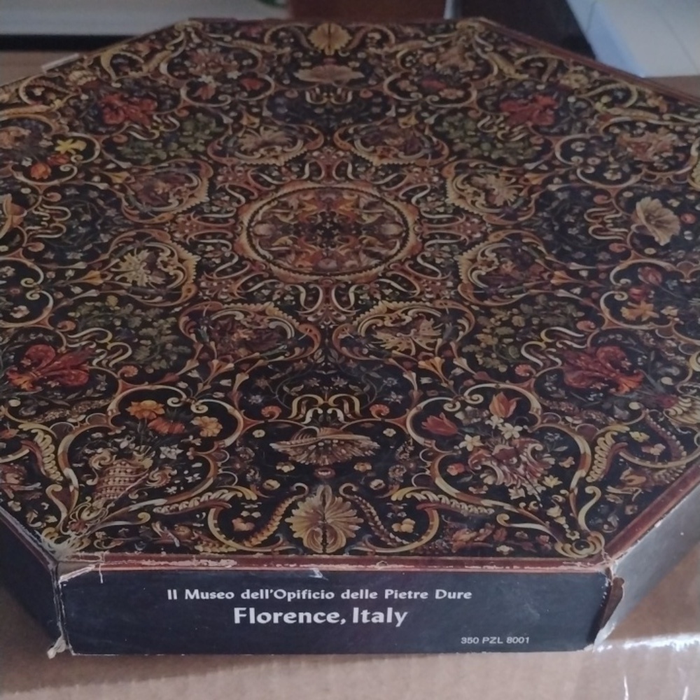 Springbok Octagonal Jigsaw Puzzle1967 - Picture 2 of 4